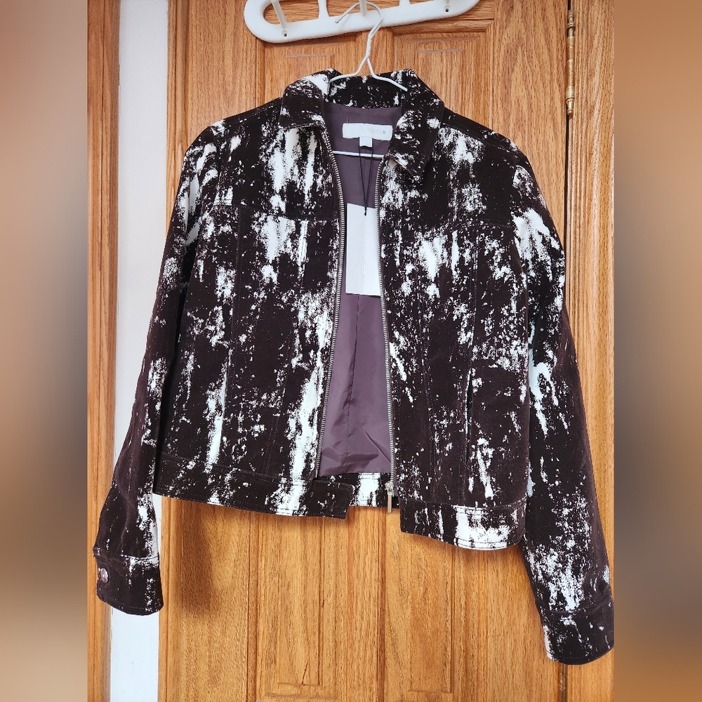 Pattern Flocked Jacket - Picture 8 of 9